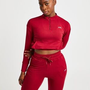 AYBL Women’s Studio Red Cropped 1/2 Zip Long Sleeve pullover size M